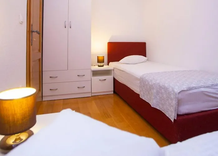 Vladimir #5 * ماكارسكا