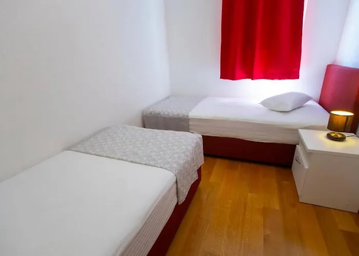 Vladimir #5 * ماكارسكا