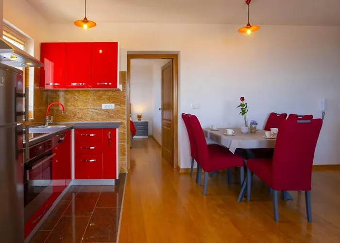 Vladimir #5 Apartment Makarska