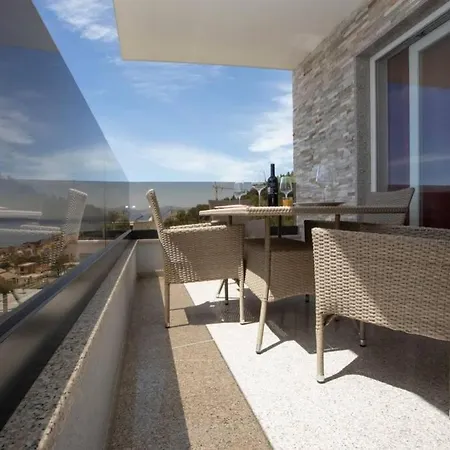 Vladimir #5 アパート *