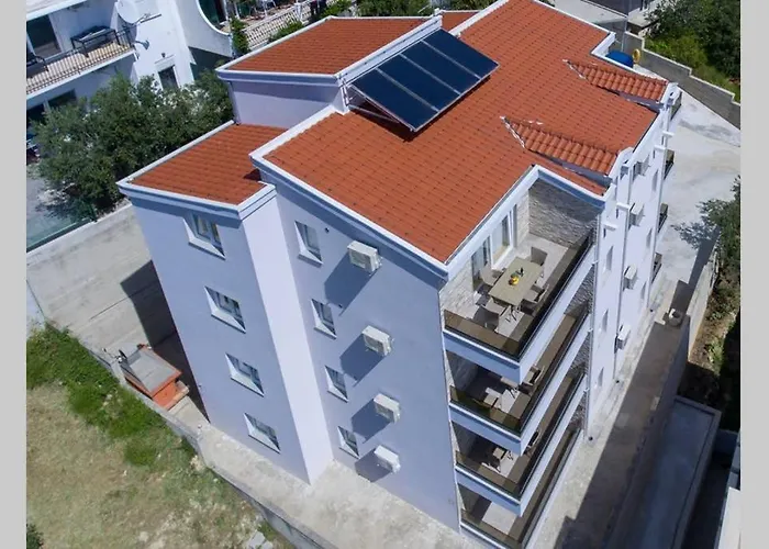 Vladimir #5 * Makarska